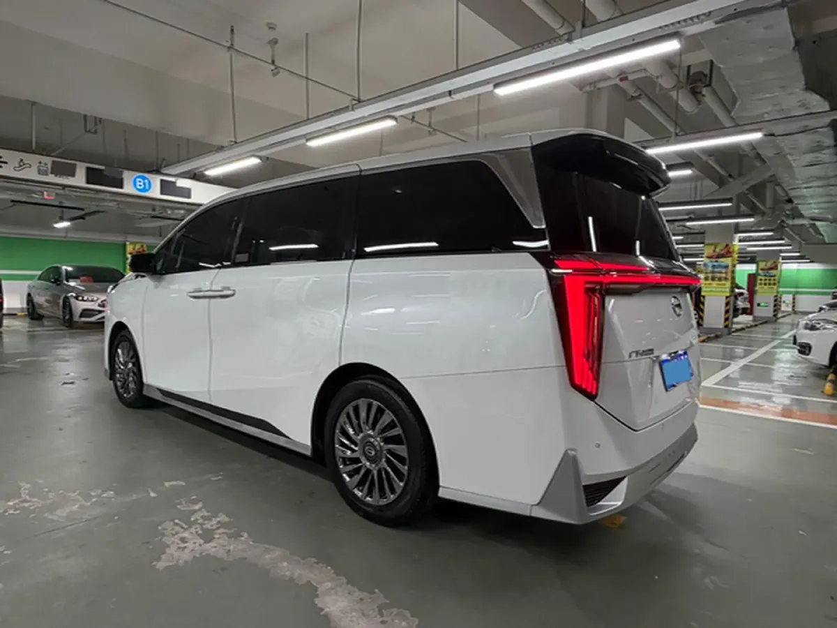 2023 GAC Trumpchi M8 2.0T 252HP L4 8AT,autocango,china used car exporter,china ev exporter,chinese used car exporter,chinese used ev exporter