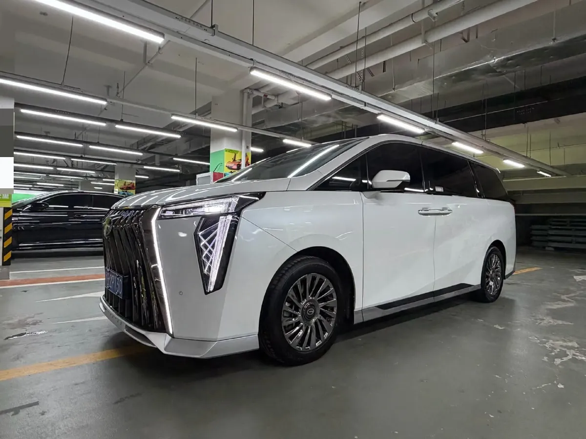 2023 GAC Trumpchi M8 2.0T 252HP L4 8AT,autocango,china used car exporter,china ev exporter,chinese used car exporter,chinese used ev exporter