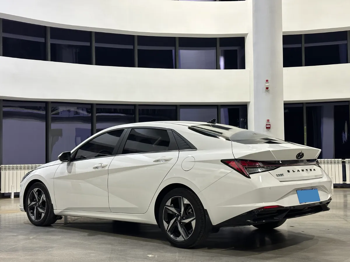 2021 Hyundai Elantra 1.5L 115HP L4 CVT,autocango,china used car exporter,china ev exporter,chinese used car exporter,chinese used ev exporter