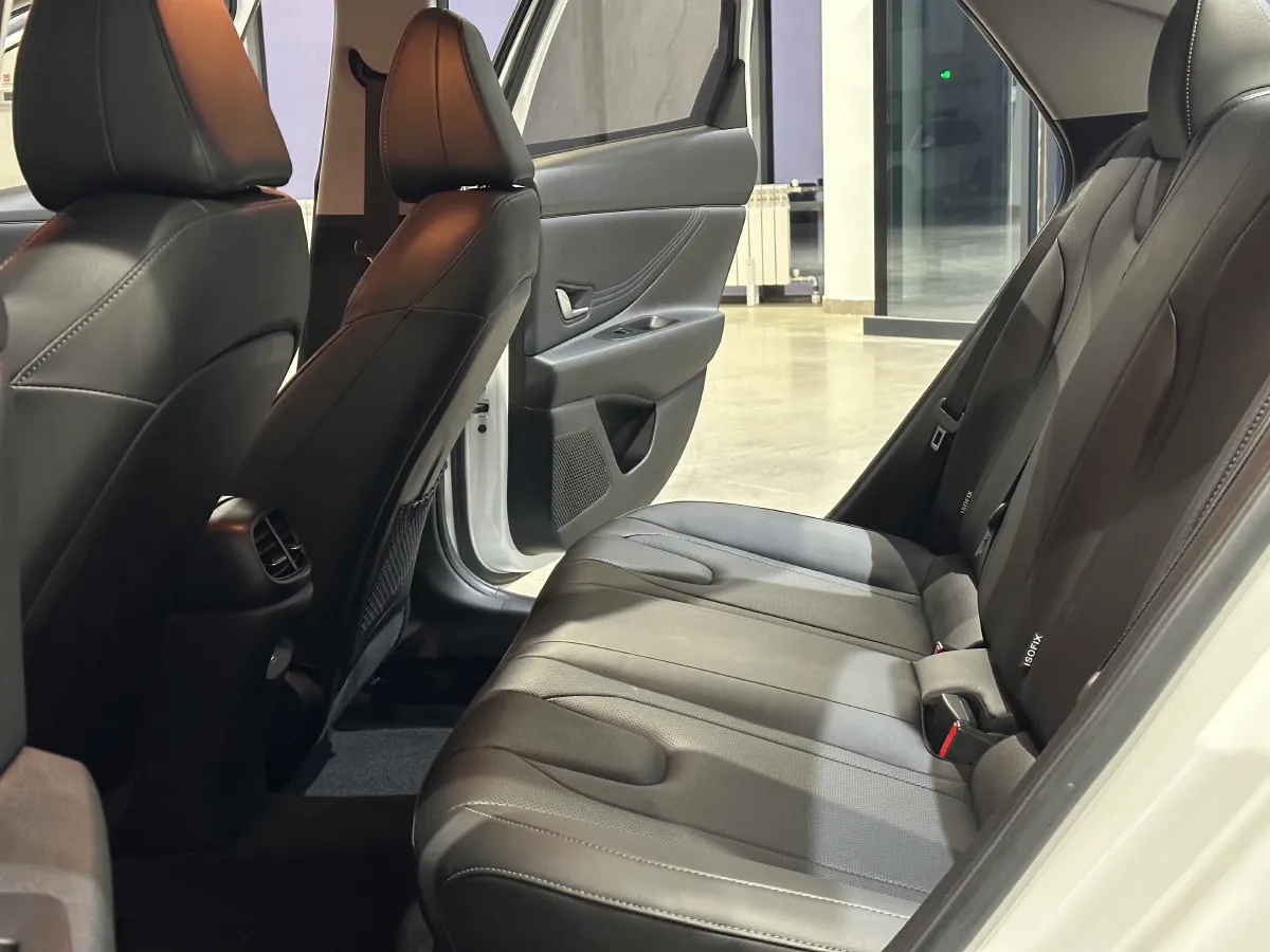 2021 Hyundai Elantra 1.5L 115HP L4 CVT,autocango,china used car exporter,china ev exporter,chinese used car exporter,chinese used ev exporter