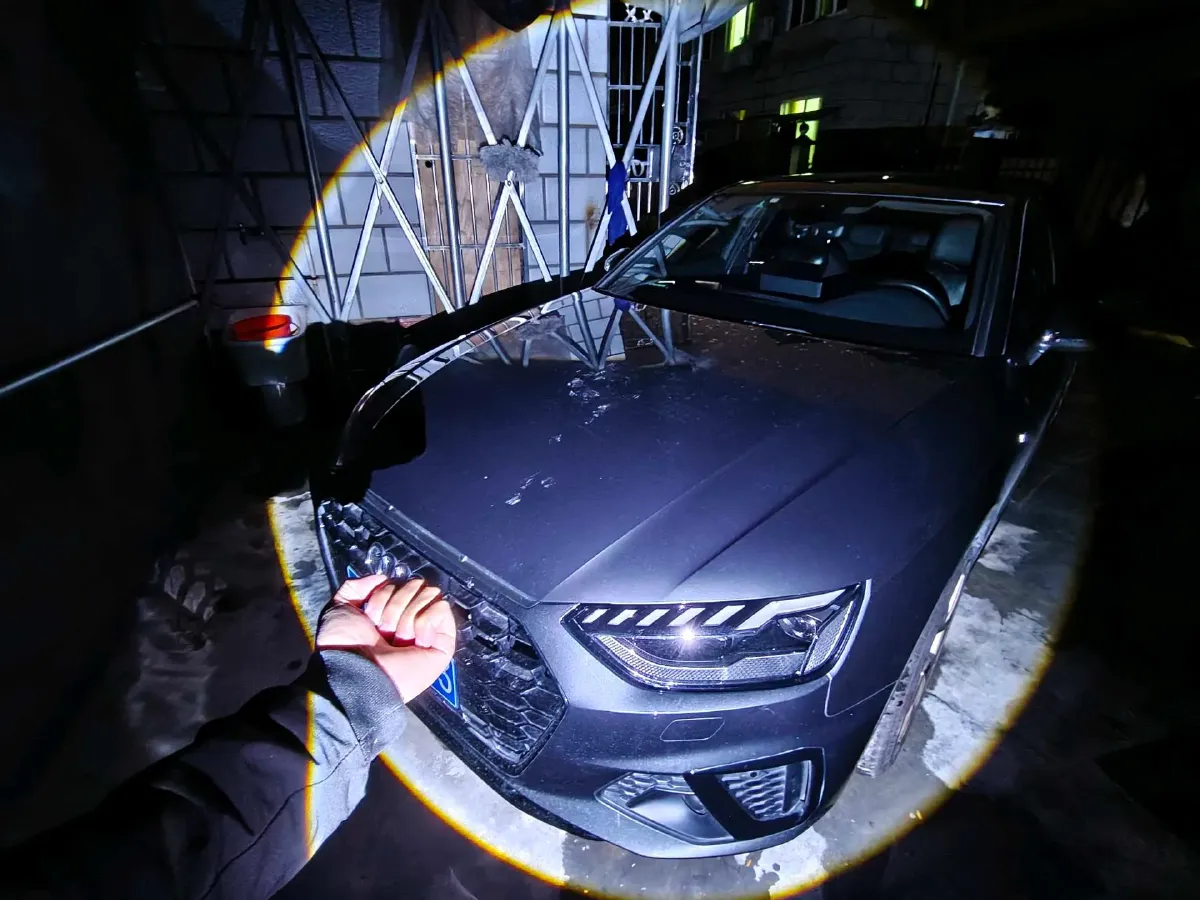 2022 Audi A4L 2.0T 252HP L4 7DCT,autocango,china used car exporter,china ev exporter,chinese used car exporter,chinese used ev exporter