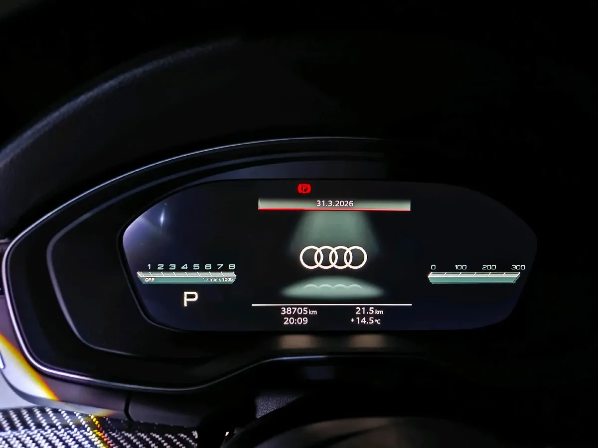 2022 Audi A4L 2.0T 252HP L4 7DCT,autocango,china used car exporter,china ev exporter,chinese used car exporter,chinese used ev exporter