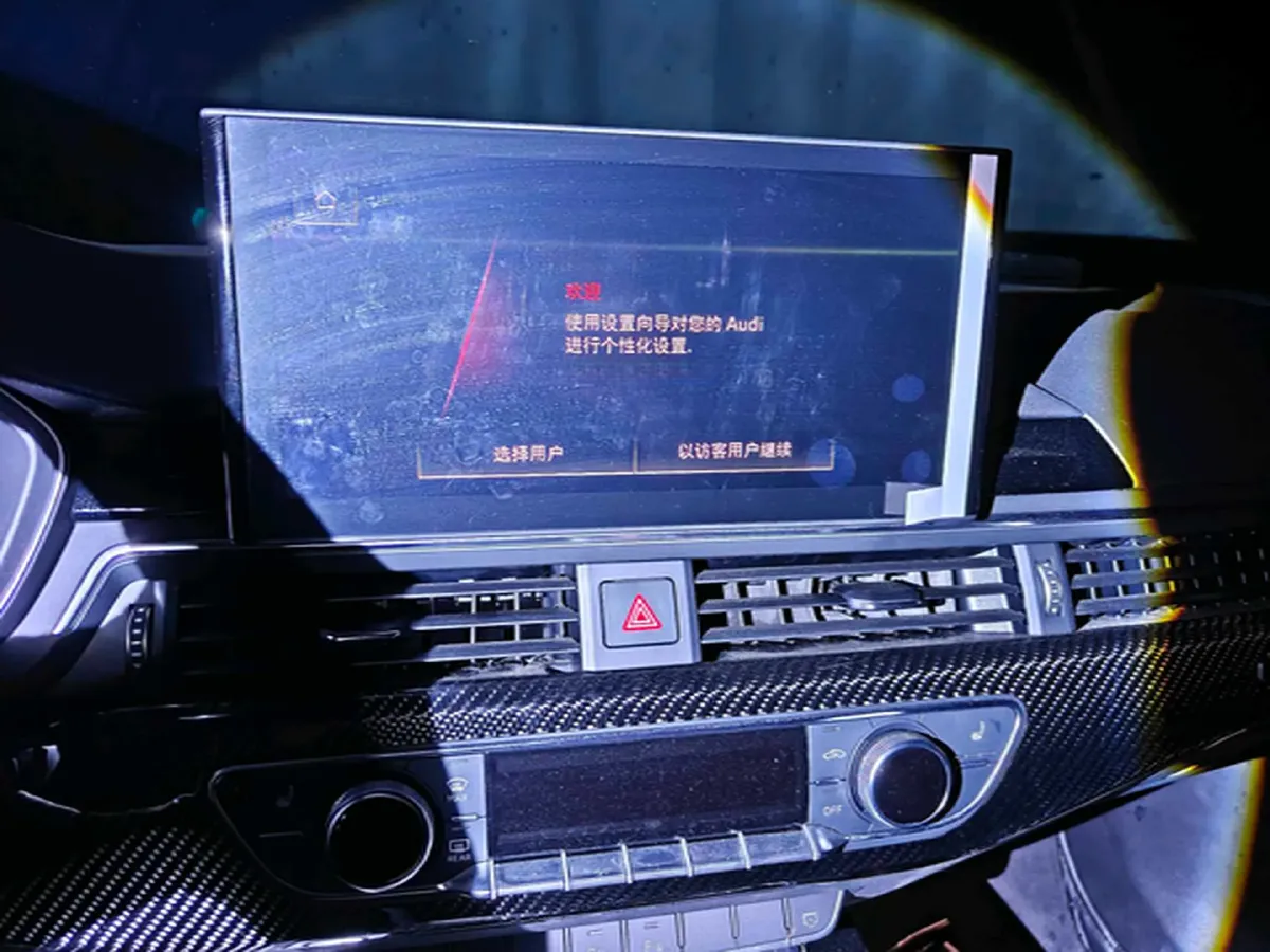 2022 Audi A4L 2.0T 252HP L4 7DCT,autocango,china used car exporter,china ev exporter,chinese used car exporter,chinese used ev exporter