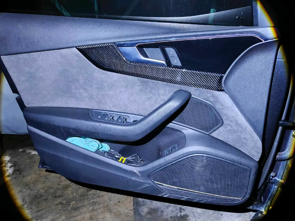 2022 Audi A4L 2.0T 252HP L4 7DCT,autocango,china used car exporter,china ev exporter,chinese used car exporter,chinese used ev exporter