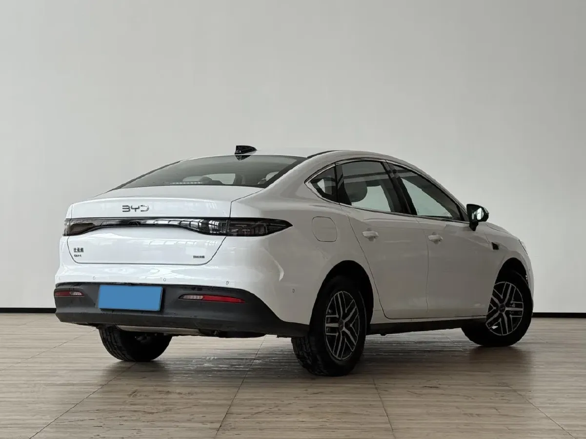 2025 BYD Seal05 DM-i 1.5L 101HP L4 E-CVT PHEV 15.87KWH,autocango,china used car exporter,china ev exporter,chinese used car exporter,chinese used ev exporter