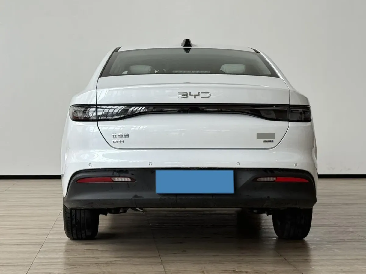 2025 BYD Seal05 DM-i 1.5L 101HP L4 E-CVT PHEV 15.87KWH,autocango,china used car exporter,china ev exporter,chinese used car exporter,chinese used ev exporter