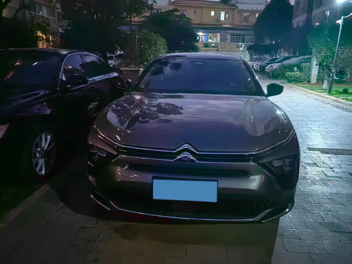 2021 Citroen C5 X 1.6T 175HP L4 8AT,autocango,china used car exporter,china ev exporter,chinese used car exporter,chinese used ev exporter