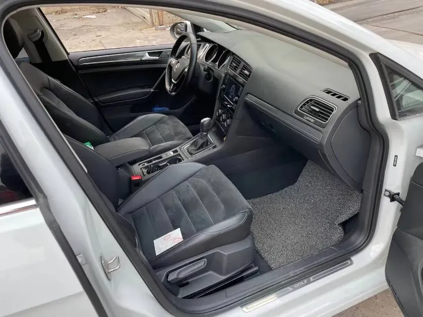 2018 Volkswagen Golf 1.4T 131HP L4 7DCT,autocango,china used car exporter,china ev exporter,chinese used car exporter,chinese used ev exporter