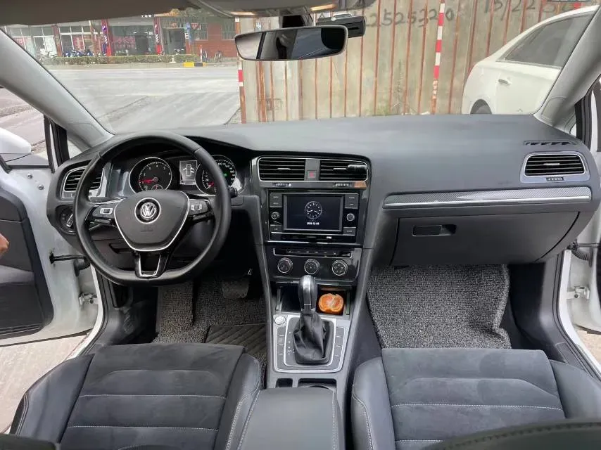 2018 Volkswagen Golf 1.4T 131HP L4 7DCT,autocango,china used car exporter,china ev exporter,chinese used car exporter,chinese used ev exporter