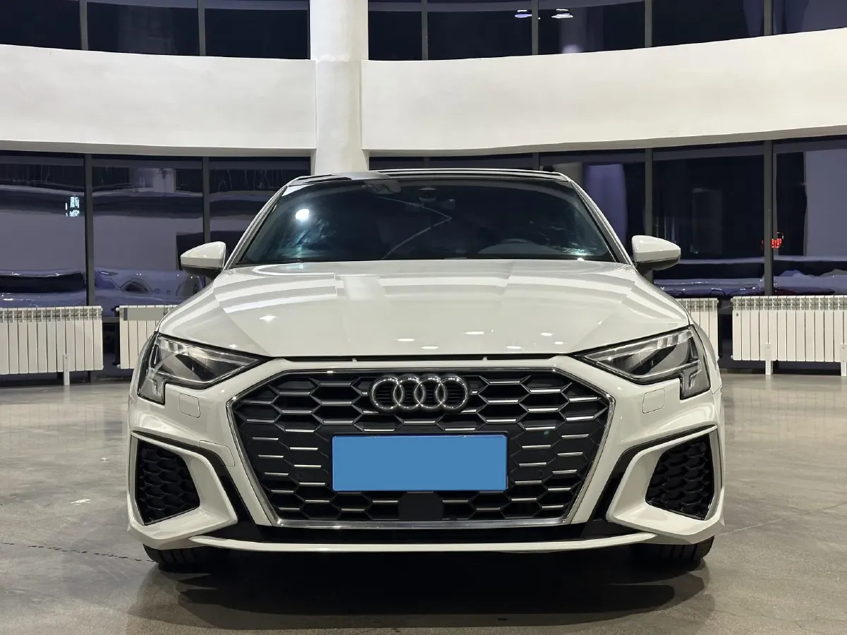 2022 Audi A3 1.4T 150HP L4 7DCT,autocango,china used car exporter,china ev exporter,chinese used car exporter,chinese used ev exporter