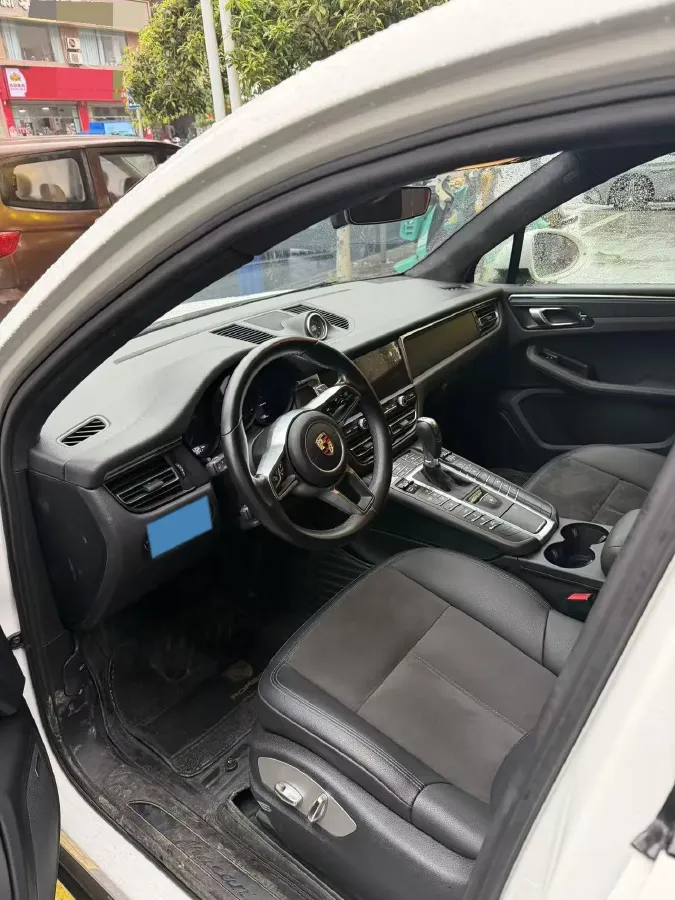 2021 Porsche Macan 2.0T 252HP L4 7DCT,autocango,china used car exporter,china ev exporter,chinese used car exporter,chinese used ev exporter