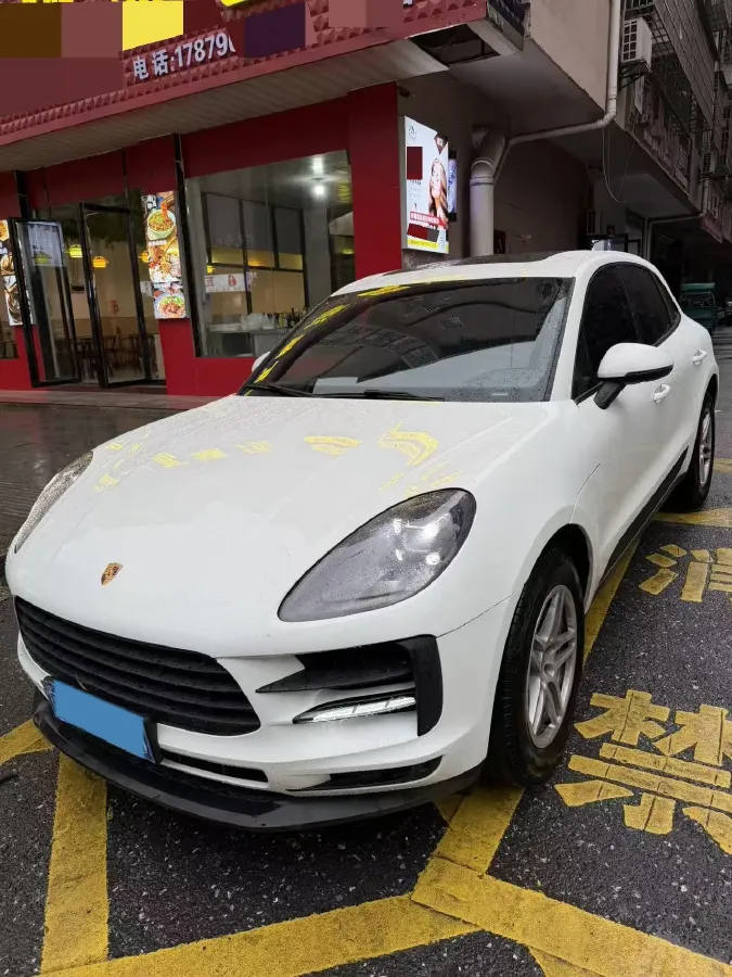 2021 Porsche Macan 2.0T 252HP L4 7DCT,autocango,china used car exporter,china ev exporter,chinese used car exporter,chinese used ev exporter