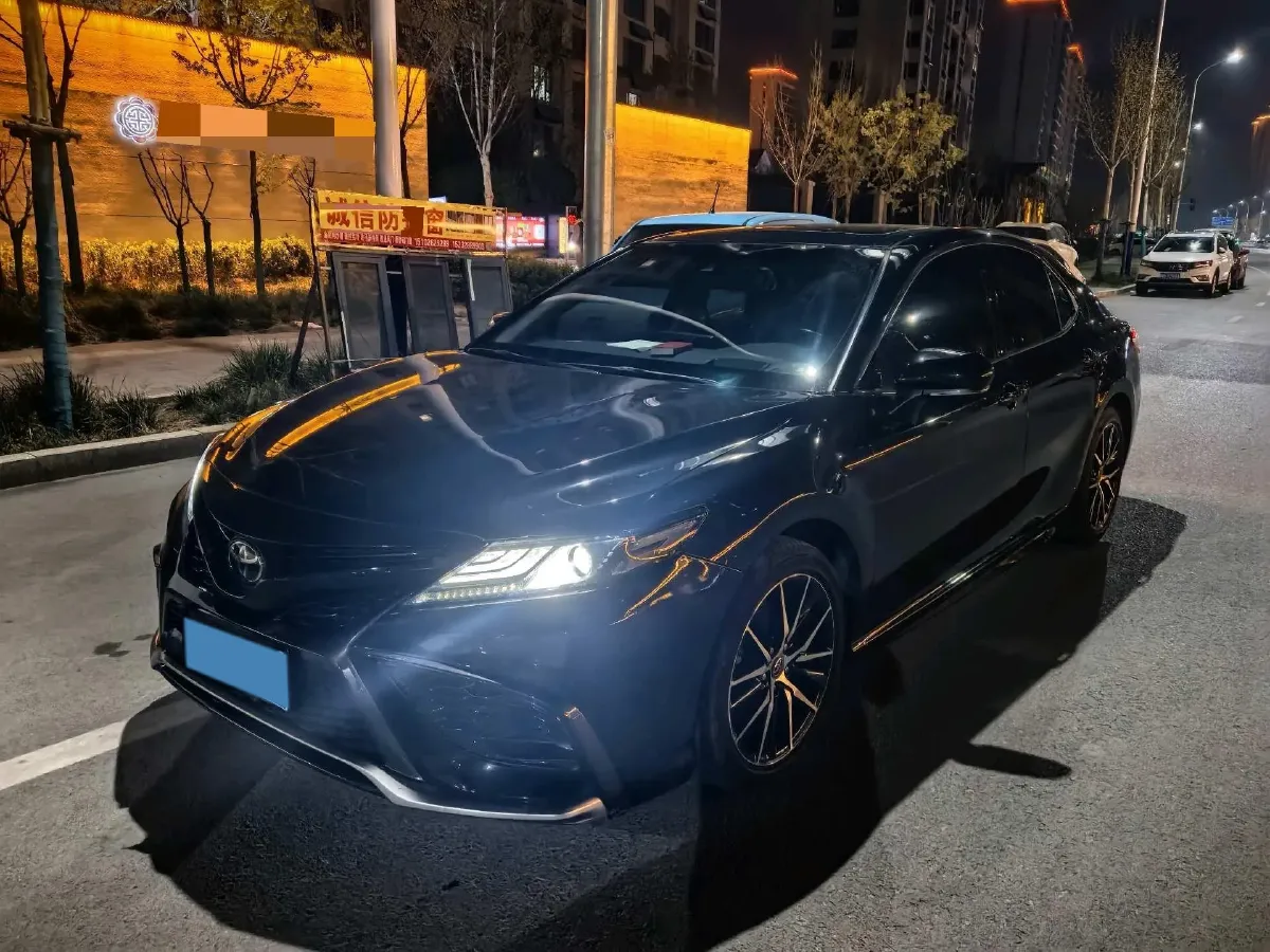 2021 Toyota Camry 2.5L 209HP L4 8AT,autocango,china used car exporter,china ev exporter,chinese used car exporter,chinese used ev exporter