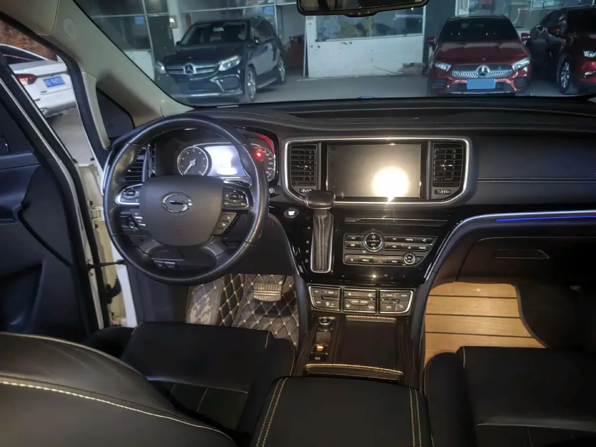 2020 GAC Trumpchi M8 2.0T 252HP L4 8AT,autocango,china used car exporter,china ev exporter,chinese used car exporter,chinese used ev exporter