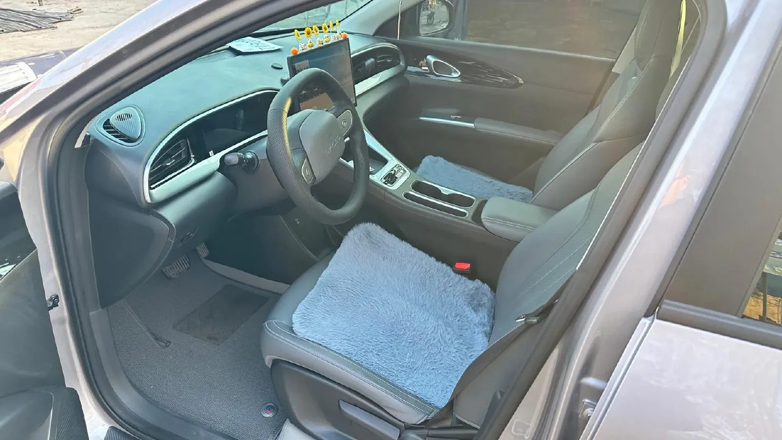 2024 BaoJun Yep BEV 28.1KWH,autocango,china used car exporter,china ev exporter,chinese used car exporter,chinese used ev exporter