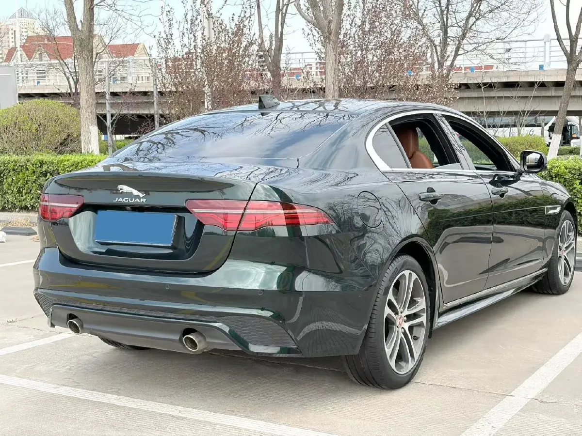 2023 Jaguar XEL 2.0T 250HP L4 8AT,autocango,china used car exporter,china ev exporter,chinese used car exporter,chinese used ev exporter