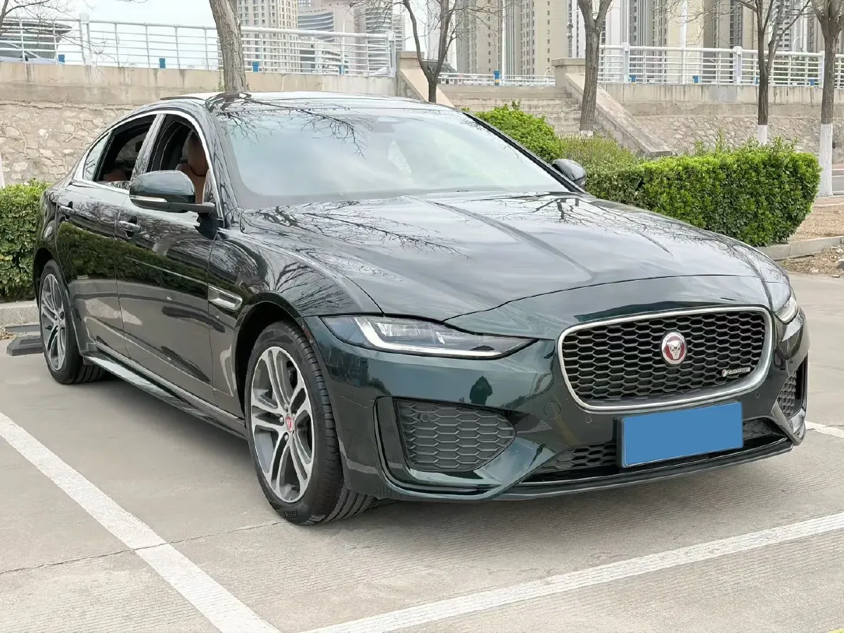 2023 Jaguar XEL 2.0T 250HP L4 8AT,autocango,china used car exporter,china ev exporter,chinese used car exporter,chinese used ev exporter