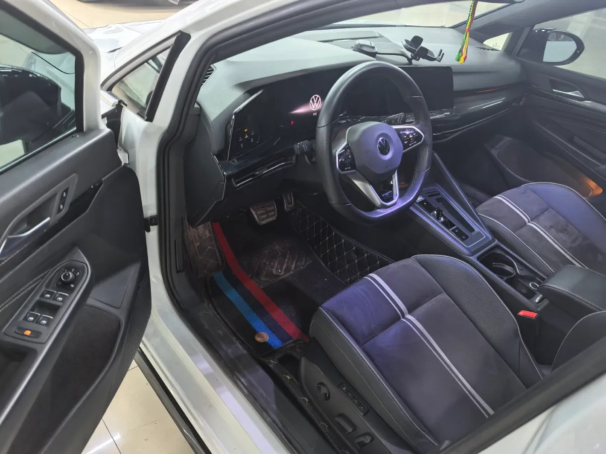 2023 Volkswagen Golf 1.4T 150HP L4 7DCT,autocango,china used car exporter,china ev exporter,chinese used car exporter,chinese used ev exporter