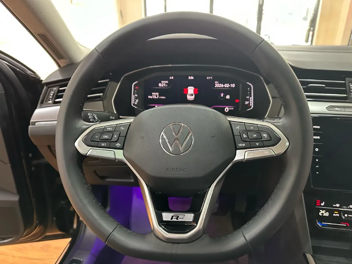 2020 Volkswagen Magotan 2.0T 186HP L4 7DCT,autocango,china used car exporter,china ev exporter,chinese used car exporter,chinese used ev exporter