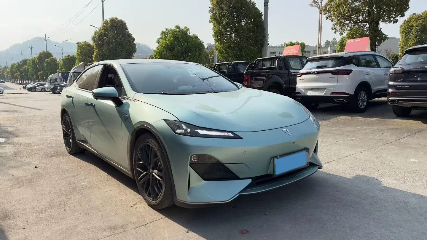 2022 DongFeng Forthing LingZhi EV BEV 68.4KWH,autocango,china used car exporter,china ev exporter,chinese used car exporter,chinese used ev exporter