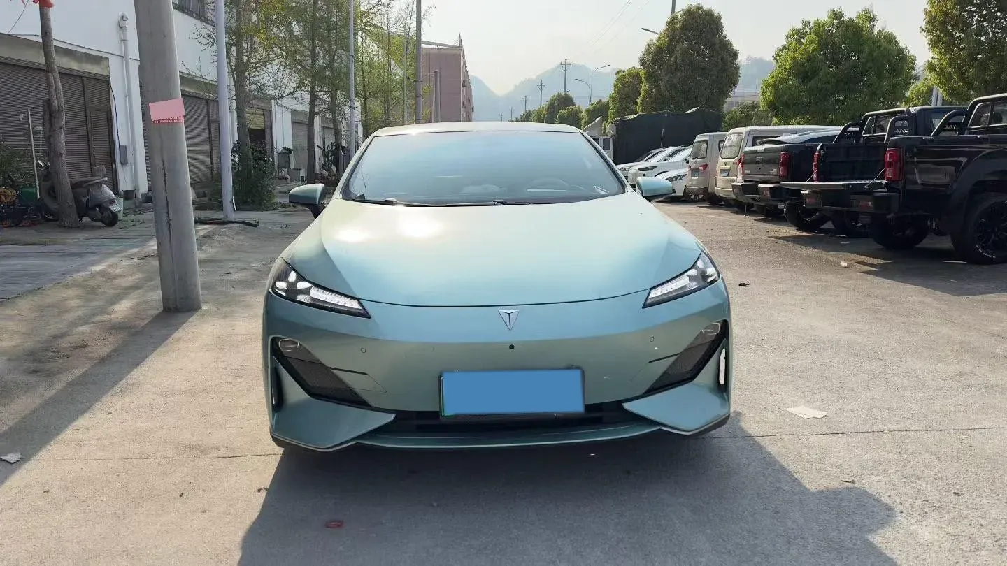 2022 DongFeng Forthing LingZhi EV BEV 68.4KWH,autocango,china used car exporter,china ev exporter,chinese used car exporter,chinese used ev exporter