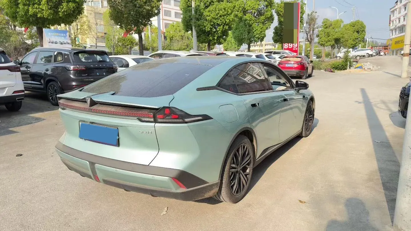 2022 DongFeng Forthing LingZhi EV BEV 68.4KWH,autocango,china used car exporter,china ev exporter,chinese used car exporter,chinese used ev exporter