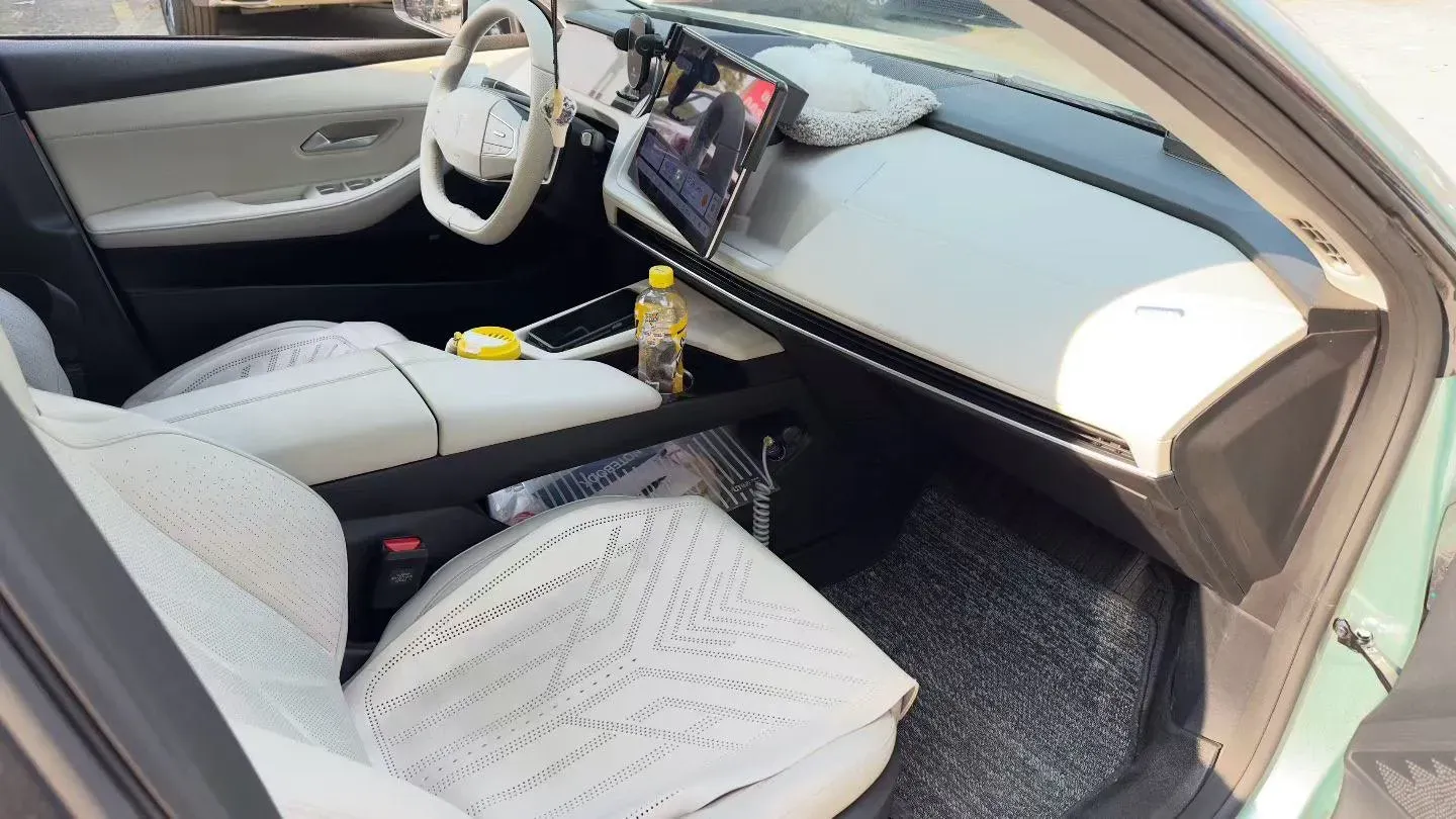 2022 DongFeng Forthing LingZhi EV BEV 68.4KWH,autocango,china used car exporter,china ev exporter,chinese used car exporter,chinese used ev exporter