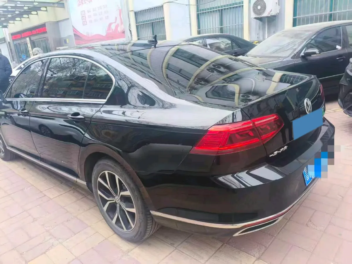 2020 Volkswagen Magotan 2.0T 186HP L4 7DCT,autocango,china used car exporter,china ev exporter,chinese used car exporter,chinese used ev exporter