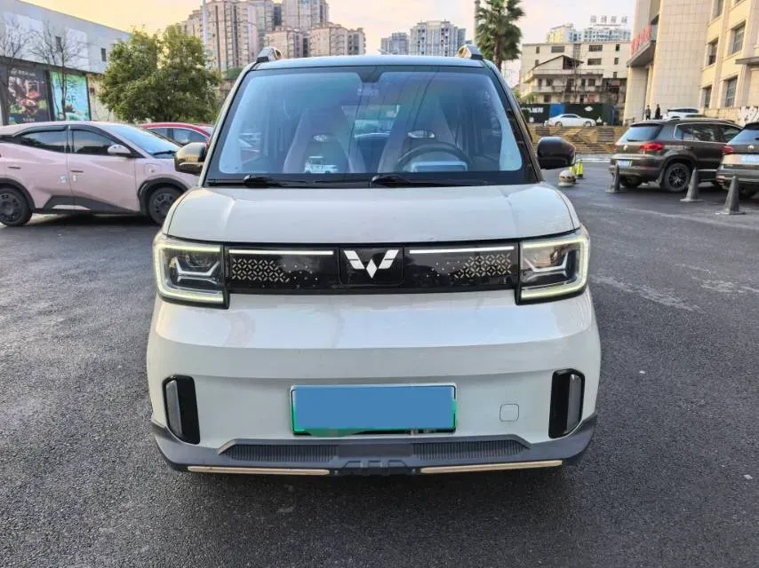 2022 WuLing HongGuang MINI EV BEV 26.5KWH,autocango,china used car exporter,china ev exporter,chinese used car exporter,chinese used ev exporter