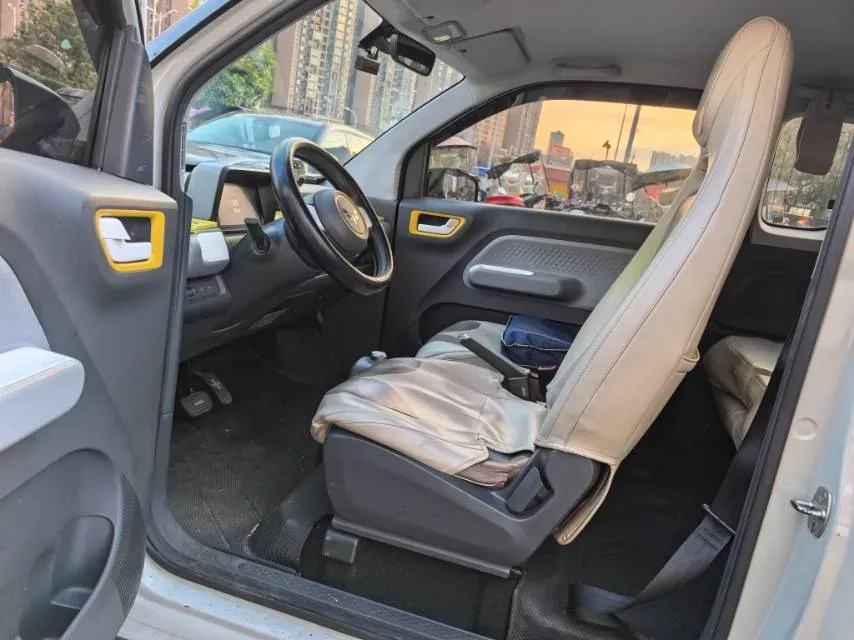 2022 WuLing HongGuang MINI EV BEV 26.5KWH,autocango,china used car exporter,china ev exporter,chinese used car exporter,chinese used ev exporter