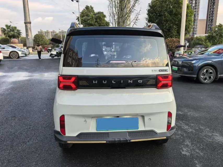 2022 WuLing HongGuang MINI EV BEV 26.5KWH,autocango,china used car exporter,china ev exporter,chinese used car exporter,chinese used ev exporter