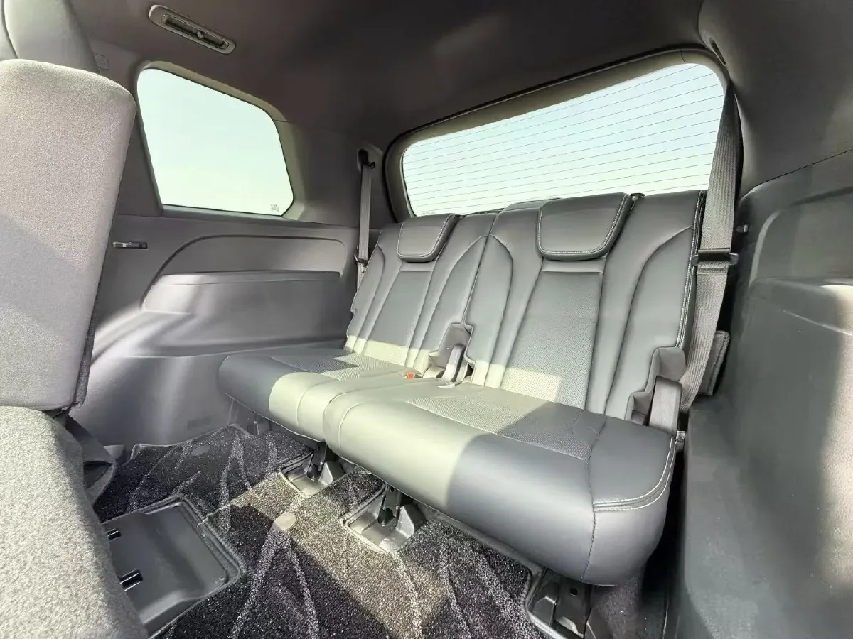 2022 GAC Trumpchi GS8 2.0T 190HP L4 E-CVT Hybrid,autocango,china used car exporter,china ev exporter,chinese used car exporter,chinese used ev exporter