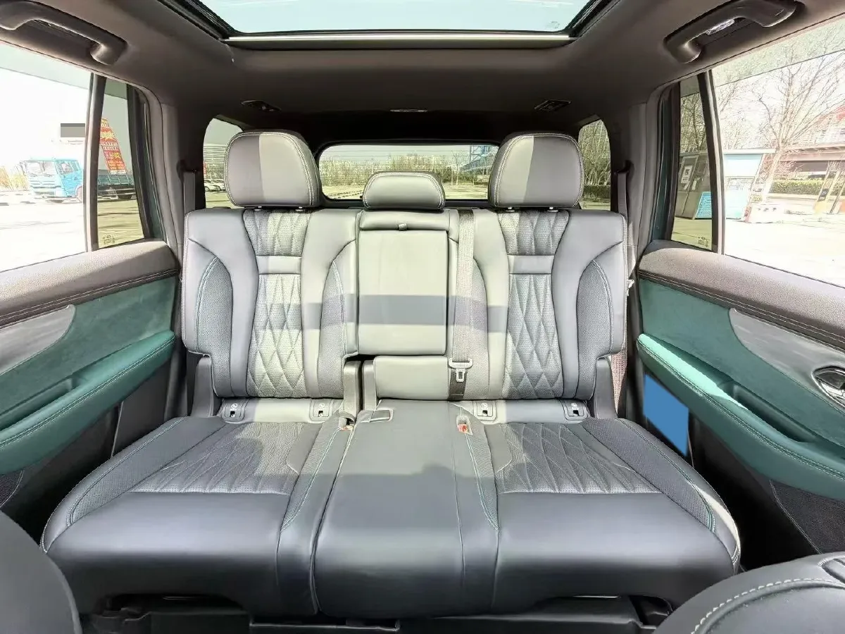 2022 GAC Trumpchi GS8 2.0T 190HP L4 E-CVT Hybrid,autocango,china used car exporter,china ev exporter,chinese used car exporter,chinese used ev exporter