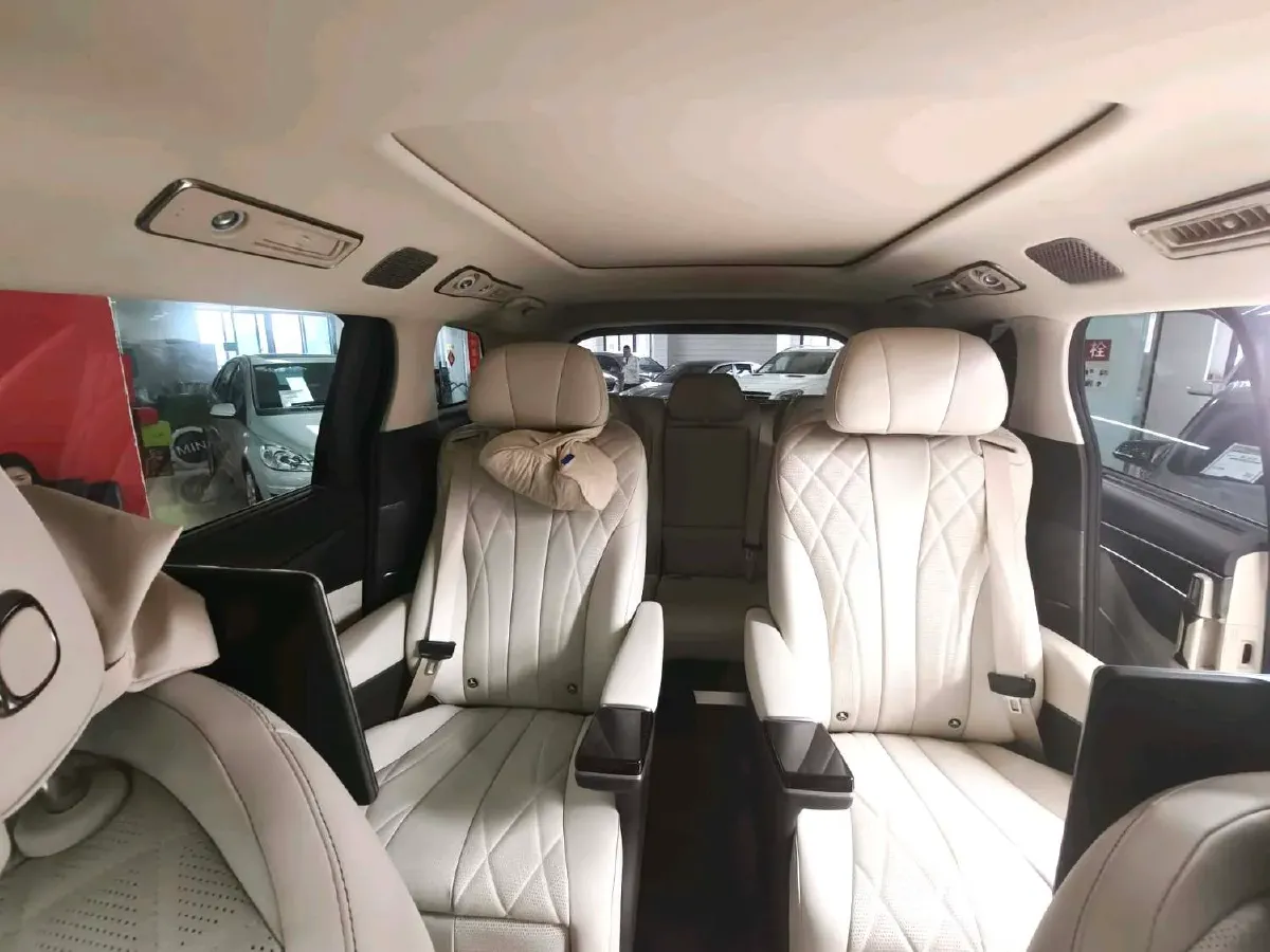 2025 Denza D9 1.5T 156HP L4 E-CVT PHEV 40KWH,autocango,china used car exporter,china ev exporter,chinese used car exporter,chinese used ev exporter