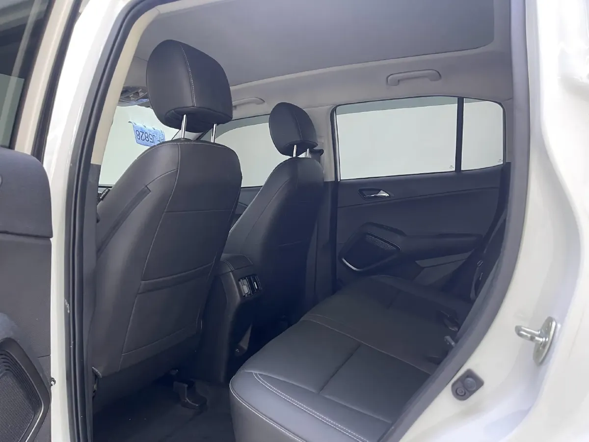 2021 Hyundai ix35 1.4T 140HP L4 7DCT,autocango,china used car exporter,china ev exporter,chinese used car exporter,chinese used ev exporter