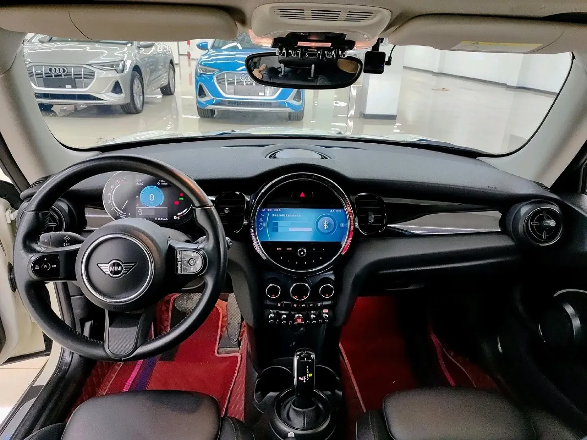 2022 MINI MINI 1.5T 136HP L3 7DCT,autocango,china used car exporter,china ev exporter,chinese used car exporter,chinese used ev exporter