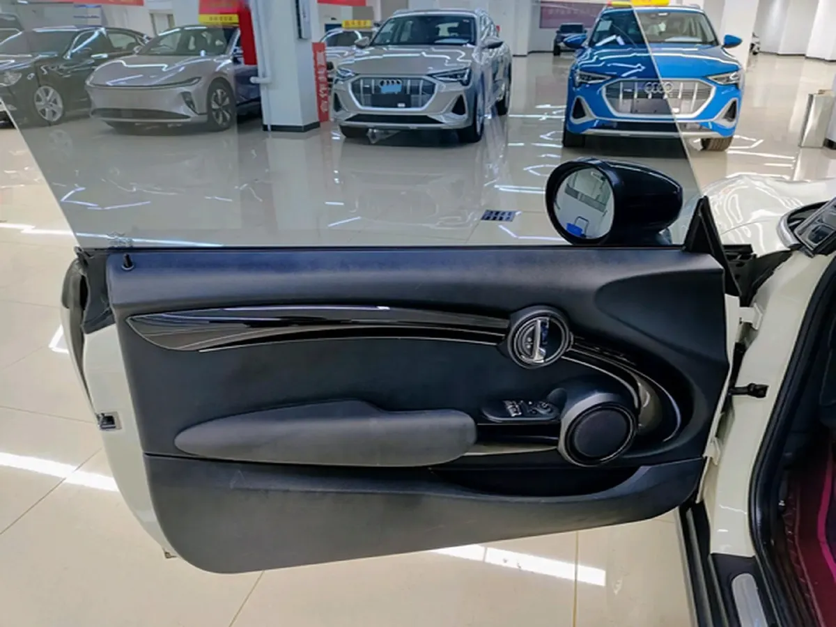 2022 MINI MINI 1.5T 136HP L3 7DCT,autocango,china used car exporter,china ev exporter,chinese used car exporter,chinese used ev exporter