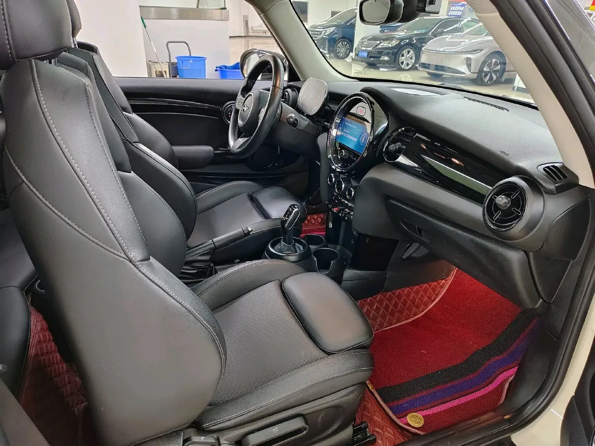 2022 MINI MINI 1.5T 136HP L3 7DCT,autocango,china used car exporter,china ev exporter,chinese used car exporter,chinese used ev exporter