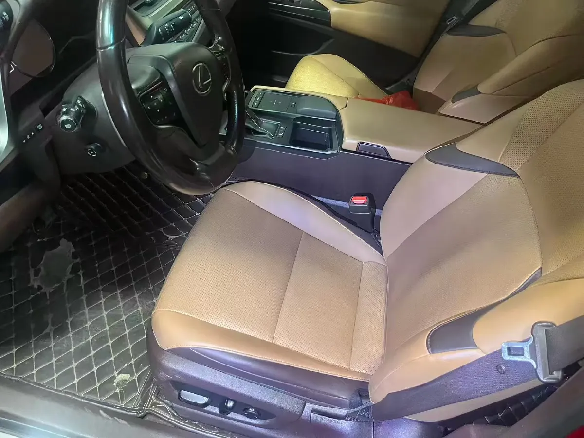 2018 Lexus ES 2.0L 167HP L4 6AT,autocango,china used car exporter,china ev exporter,chinese used car exporter,chinese used ev exporter