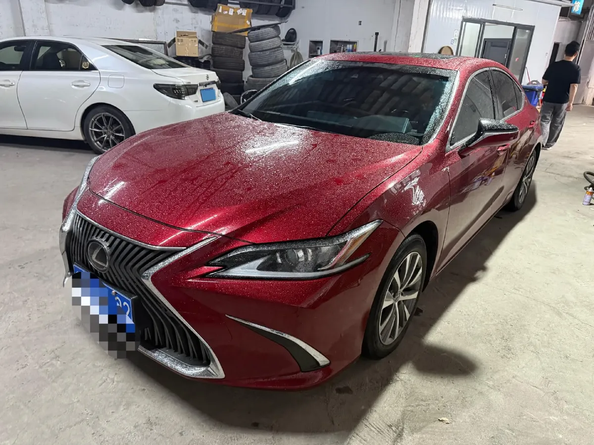 2018 Lexus ES 2.0L 167HP L4 6AT,autocango,china used car exporter,china ev exporter,chinese used car exporter,chinese used ev exporter