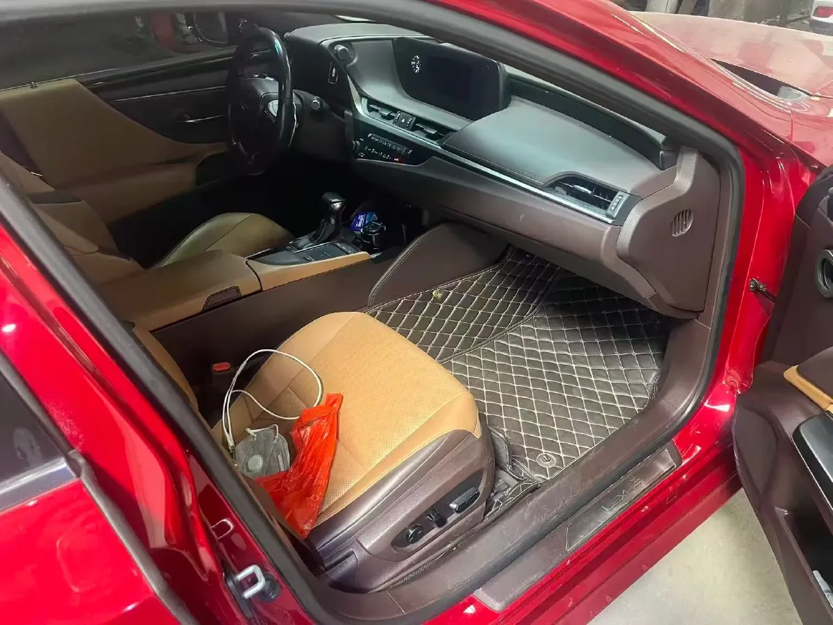 2018 Lexus ES 2.0L 167HP L4 6AT,autocango,china used car exporter,china ev exporter,chinese used car exporter,chinese used ev exporter