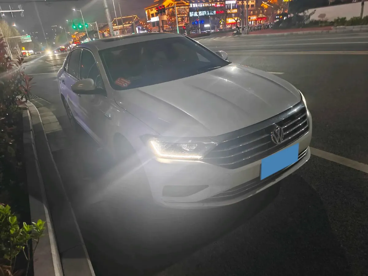 2021 Volkswagen Sagitar 1.2T 116HP L4 7DCT,autocango,china used car exporter,china ev exporter,chinese used car exporter,chinese used ev exporter