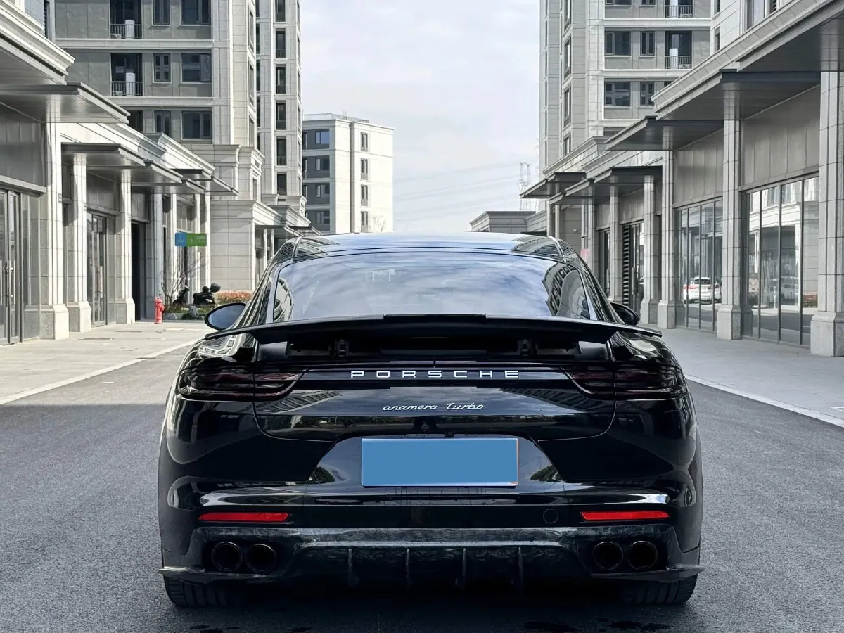 2017 BMW X6 3.0T 306HP L6 8AT,autocango,china used car exporter,china ev exporter,chinese used car exporter,chinese used ev exporter