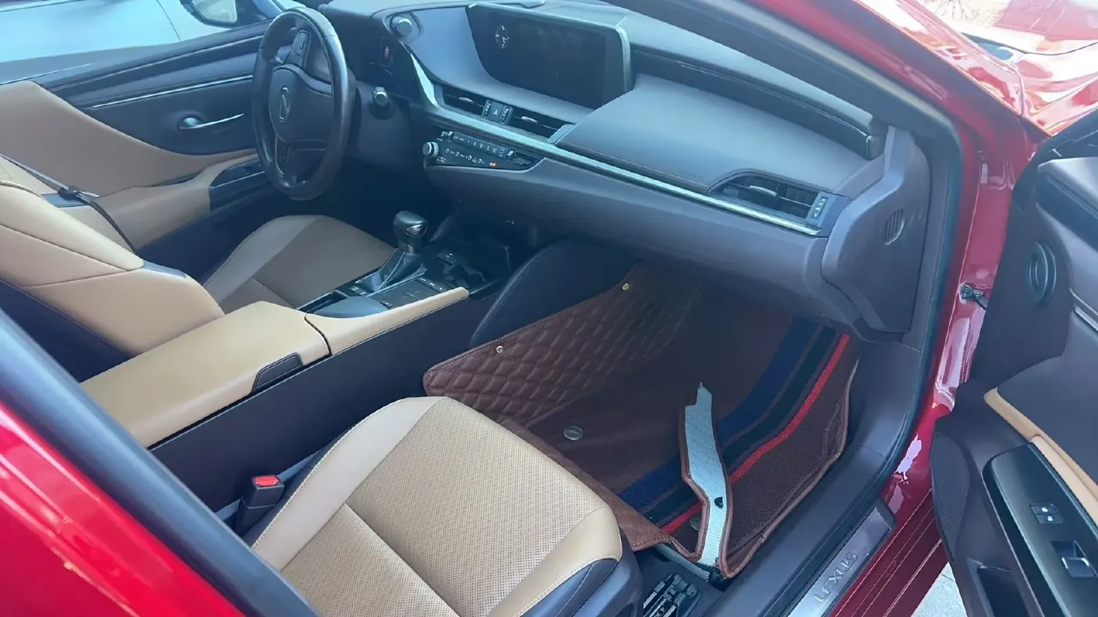 2020 Lexus ES 2.0L 173HP L4 CVT,autocango,china used car exporter,china ev exporter,chinese used car exporter,chinese used ev exporter