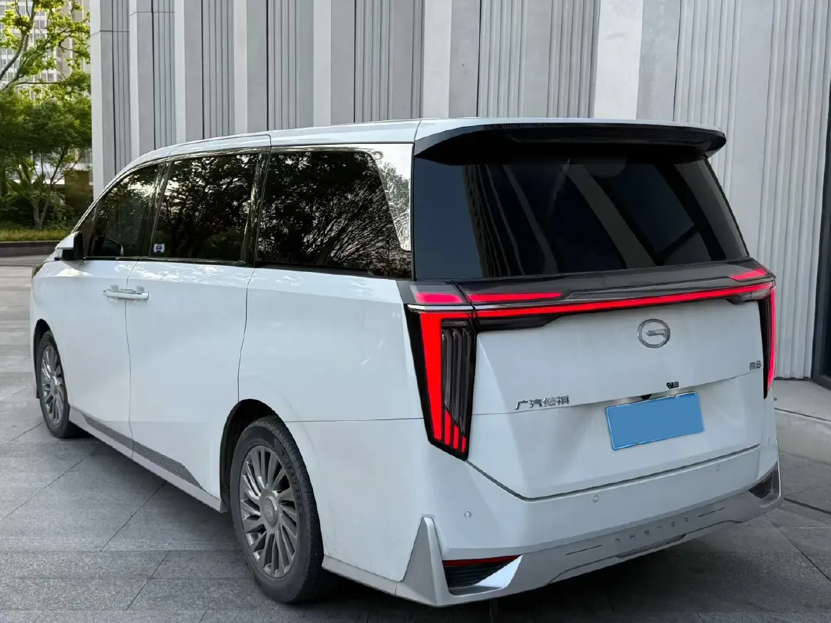 2023 GAC Trumpchi M8 2.0T 252HP L4 8AT,autocango,china used car exporter,china ev exporter,chinese used car exporter,chinese used ev exporter