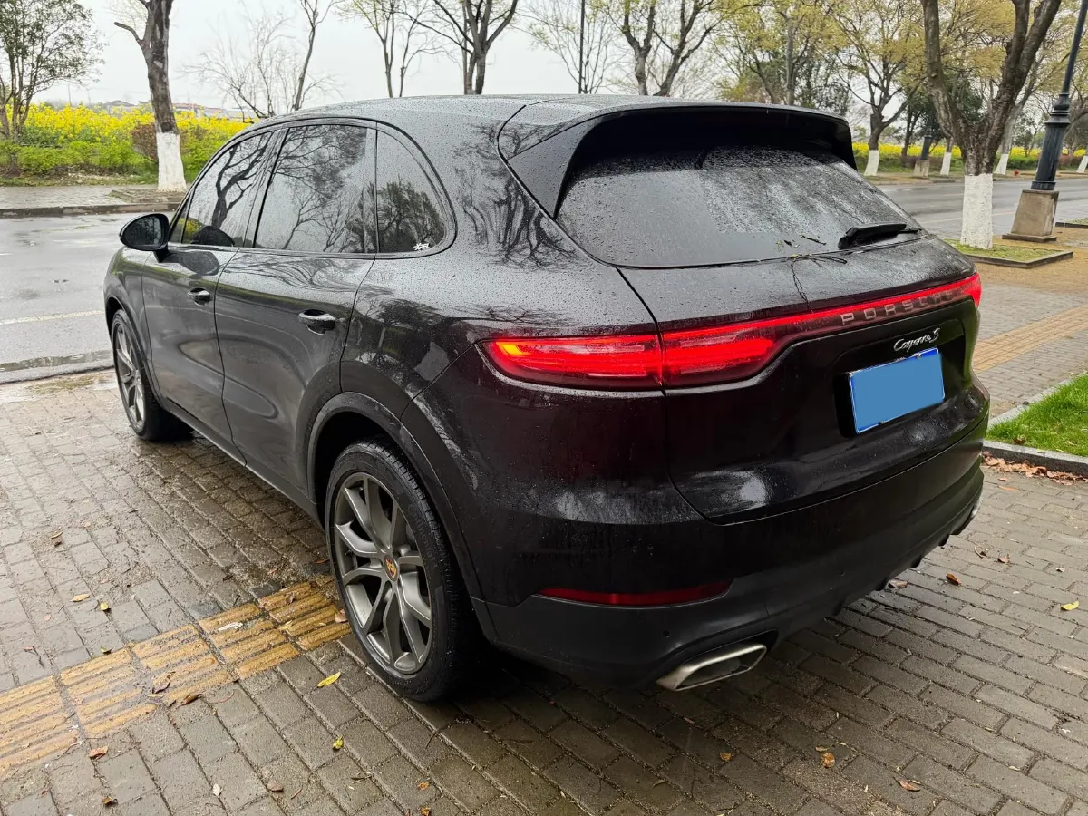 2022 Porsche Cayenne 3.0T 340HP V6 8AT,autocango,china used car exporter,china ev exporter,chinese used car exporter,chinese used ev exporter