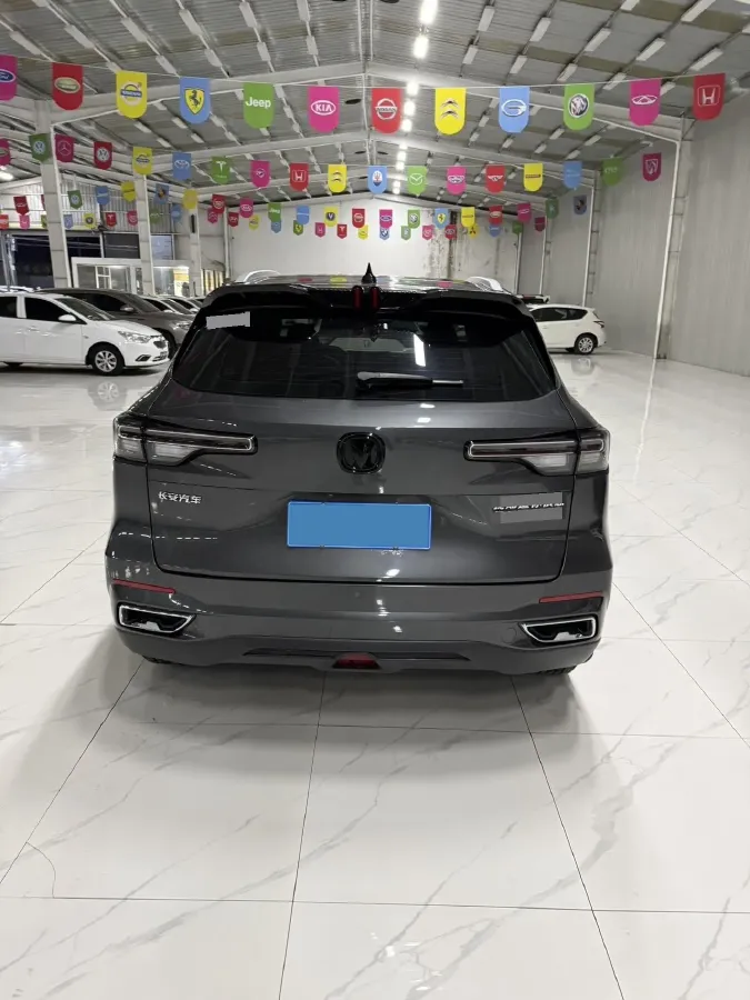 2022 ChangAn Oshan X7 Plus 1.5T 188HP L4 7DCT,autocango,china used car exporter,china ev exporter,chinese used car exporter,chinese used ev exporter