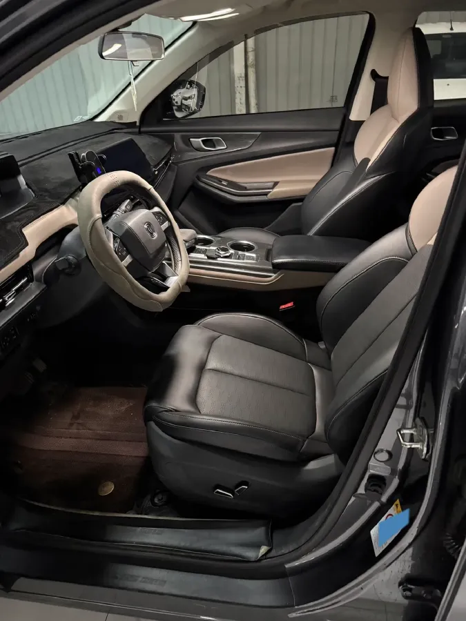 2022 ChangAn Oshan X7 Plus 1.5T 188HP L4 7DCT,autocango,china used car exporter,china ev exporter,chinese used car exporter,chinese used ev exporter