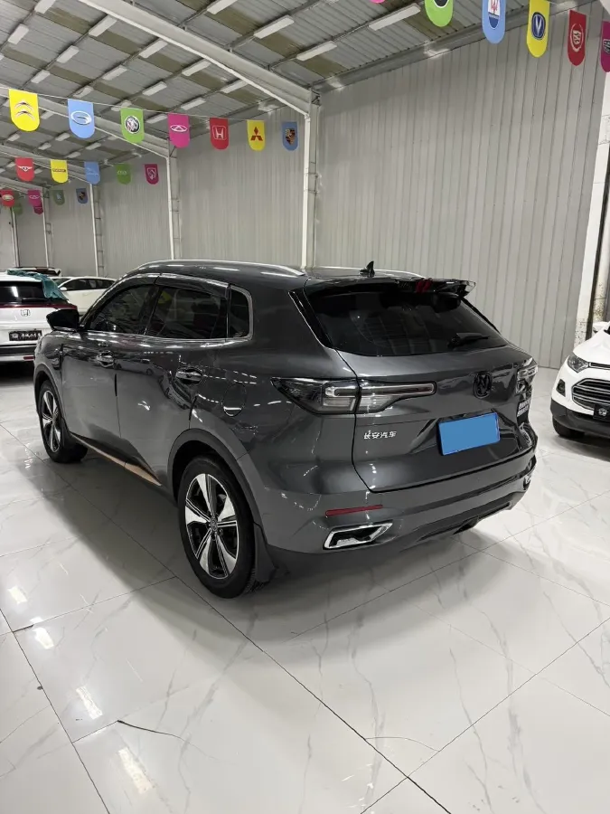 2022 ChangAn Oshan X7 Plus 1.5T 188HP L4 7DCT,autocango,china used car exporter,china ev exporter,chinese used car exporter,chinese used ev exporter