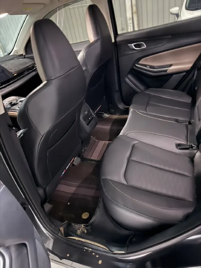 2022 ChangAn Oshan X7 Plus 1.5T 188HP L4 7DCT,autocango,china used car exporter,china ev exporter,chinese used car exporter,chinese used ev exporter